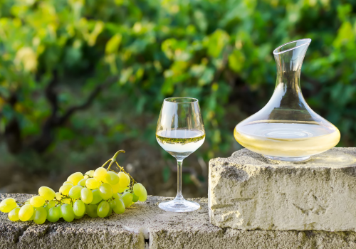 Decanting White Wine